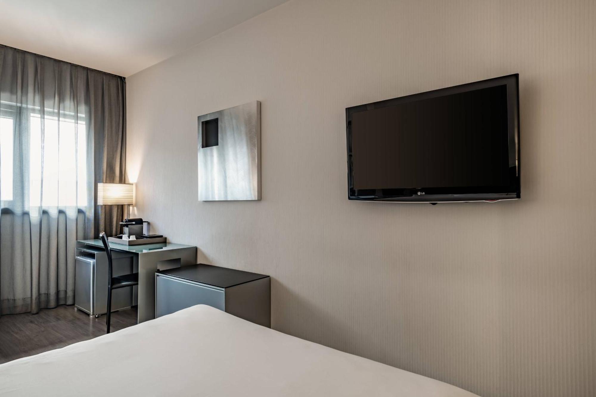 Ac Hotel Atocha By Marriott Μαδρίτη Εξωτερικό φωτογραφία