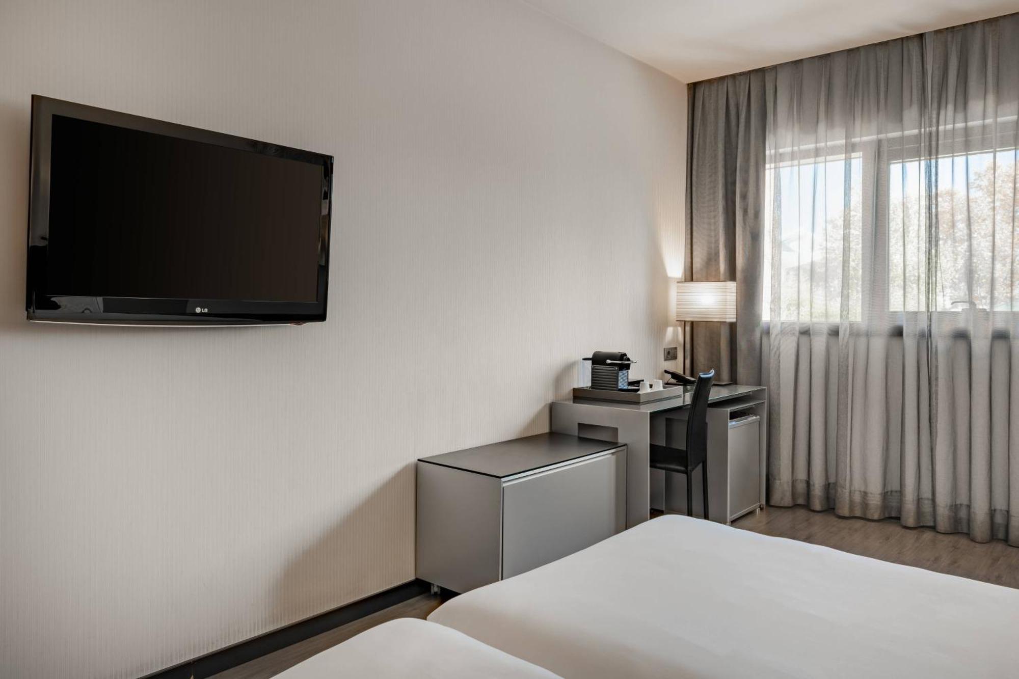 Ac Hotel Atocha By Marriott Μαδρίτη Εξωτερικό φωτογραφία